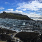 Svínafellsjökull (Schweinegletscher) - dort wo das Wasser ist sind wir vor 5 Jahren noch auf dem Gletscher gegangen