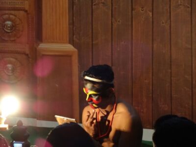 Schminken vor der Vorstellung Schminken vor der Vorstellung