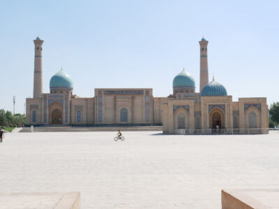 Platz vor Medrese-Barak-Shan