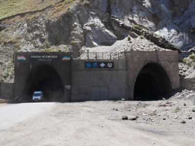 Endlich am Tunnel