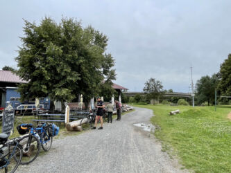 Wein- und Biergarten Vogelfrei