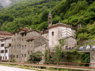 Fast verlassener Ort Termine di Cadore