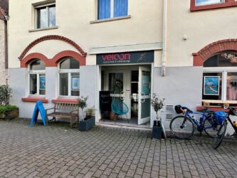 veloon - cycling wear & coffee lounge