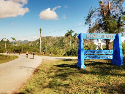 Cueva de los Portales (Höhlen)