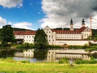 Pielenhofen - Klosterwirtschaft und Kloster