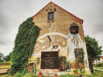 Wandgraffiti beim Elbschloss Kehnert