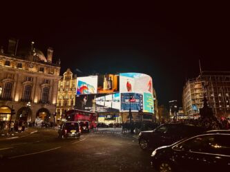 Piccadilly Circus