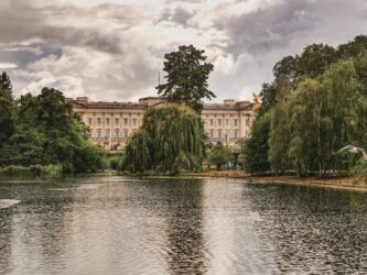 Buckingham Palace vom St. James Park