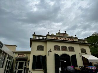 Standseilbahn nach Montecatini Alto