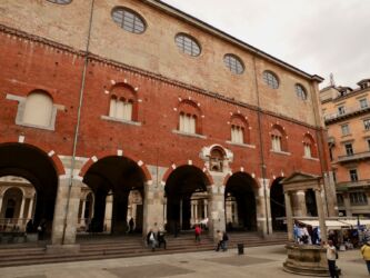 Piazza dei Mercanti und Palazzo della Ragione