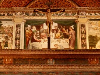 In der Kirche San Maurizio