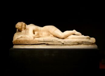 "Hermaphroditus" - Römische Skulptur
