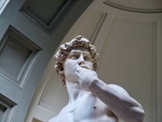 "David" - Michelangelo