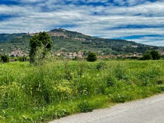 Blick nach Cortona