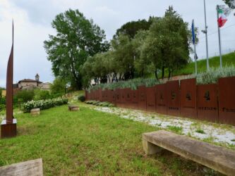 Mahnmal an das Massaker am Padule di Fucecchio