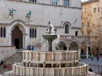 Fontana Maggiore