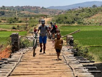 Auf dieser Brücke lieber schieben