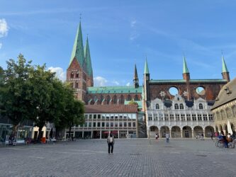Lübecker Rathaus und Marienkirche