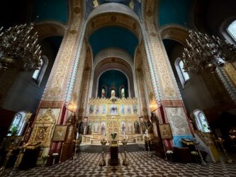 In der Alexander-Newski-Kathedrale