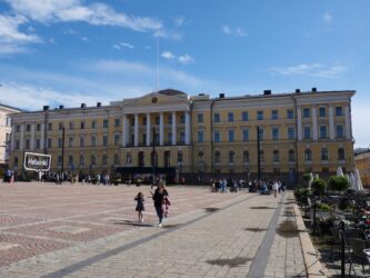 Government Palace auf dem Senatsplatz