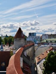 Stadtmauer und Hellemann-Turm