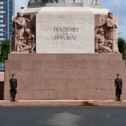 Wache am Freiheitsdenkmal