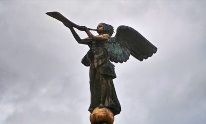 Engel von Užupis (Erzengel Gabriel)