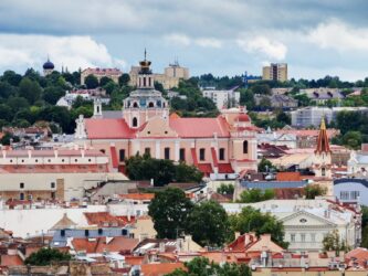 Blick auf die St. Kasimir-Kirche