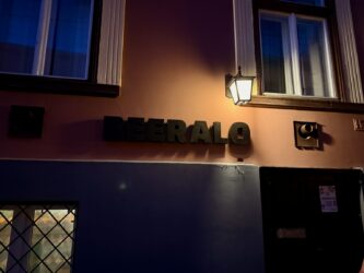 Beeráló Craft Beer Pub