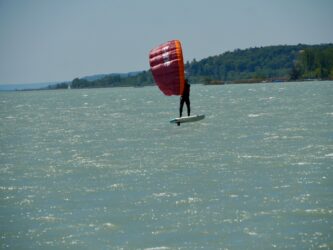 Kitesurfer